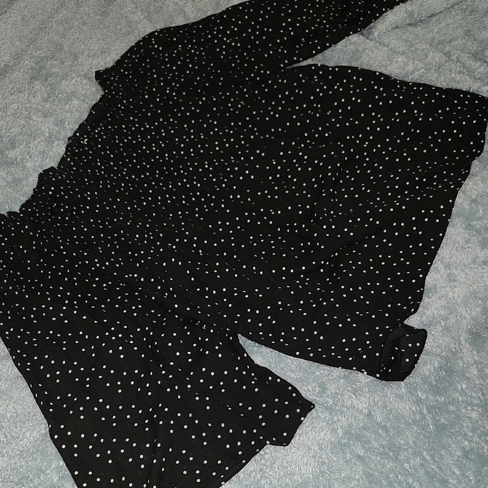 Max Studio Black and White Polka Dot Blouse - Picture 3 of 4